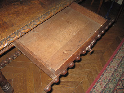 Table bureau de style Louis XIII